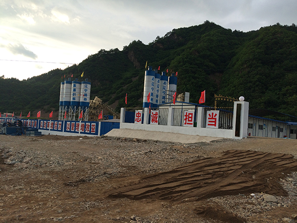集安-通化高速公路一標預制梁廠(chǎng)遼寧路橋承建
